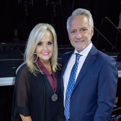 Christ follower. Gospel Music Association Hall of Fame Inductee. SGMA Hall of Fame Inductee. Wife. Mother of two. TV Co-Host https://t.co/VfIAKXtjSn