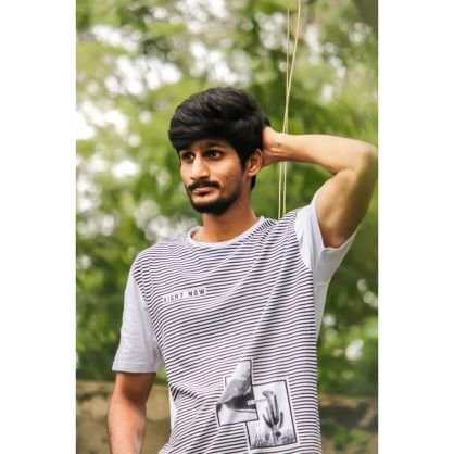 RahulDe98380023's profile picture. always fun masti with friends and family