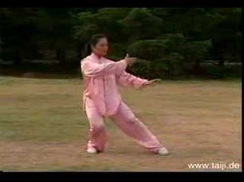 Featured Tai Chi Master: Gao Jiamin has competed and won total of 32 gold medals. Master Gao now helping teach at the U.S. Wushu Center in Portland, Oregon.