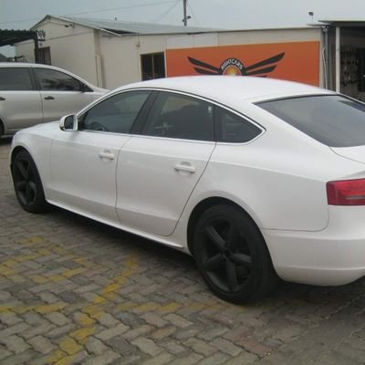 hahahaha1982's profile picture. No