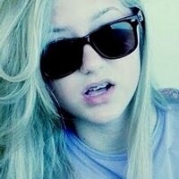 Brittany McKenzie - @brittanylovers Twitter Profile Photo