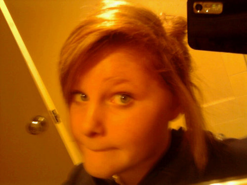 Loouiisee2010's profile picture. I love kim khloe and kourtney kardashion (: 3