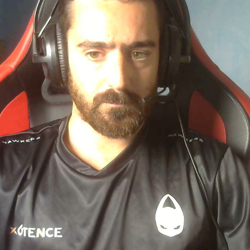 Comenzando a ser streamer. Jugador de CSGO, LoL y algo mas!
