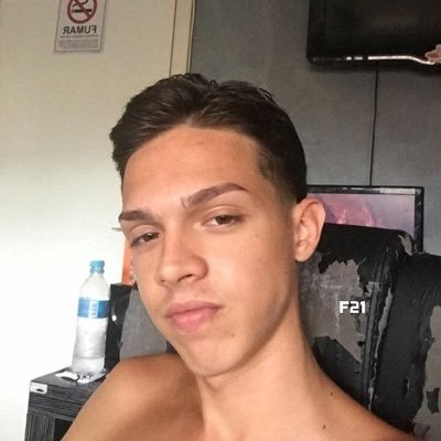 xnnfi Profile Picture