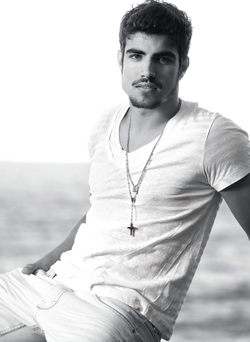 FC dedicado ao divo Caio Castro *0*