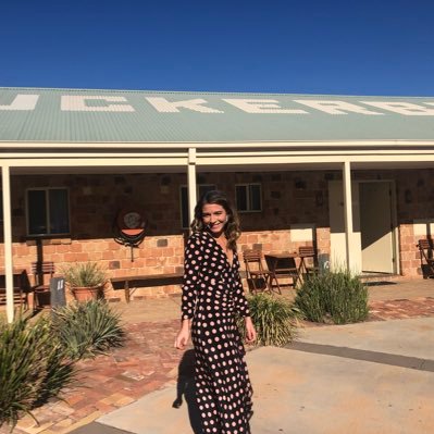 LizzyBold's profile picture. Views are my own.