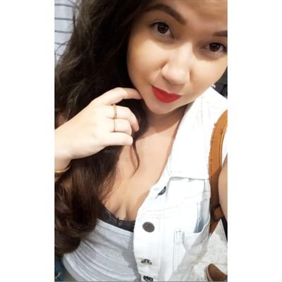 Há duas formas para viver a sua vida: Uma é acreditar que não existe
milagre a outra é acreditar que todas as coisas são um milagre.