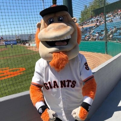 Official account for the San Jose Giants mascot Gigante.