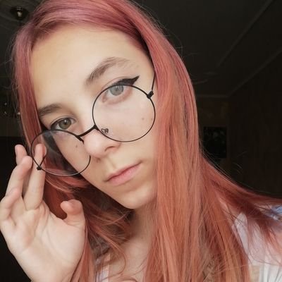 Best friend or just ARMY 💜
Watching anime 🦄
I'm listening to k-pop 🎎
