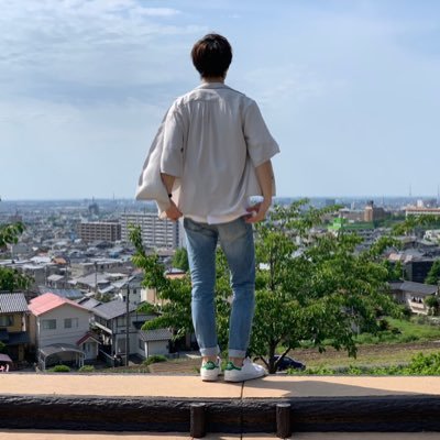 ミスチル大好き大学M1/仲良くしてください!!/ミスチル好きな人と友達になりとーございます^ ^コソッと学生ながらマツダ3を買いたいと考えている今日この頃です