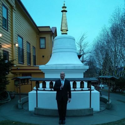 Monk/Technocrat: Emptying samsara, enlivening proof of concepts. Did I mention that I'm a USAF veteran? Generating raw merit. Delegating translation projects...