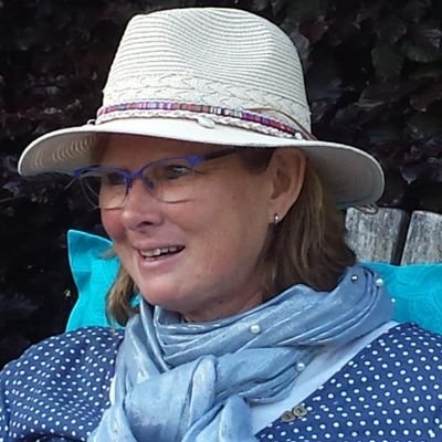 typischcaro's profile picture. Entertainment, groepsuitjes, kinderpartijtjes, workshops, stoelmassages, sfeervolle tuin bekijken, koffiestop, verhuur ruimte (zowel feestjes als zakelijk)