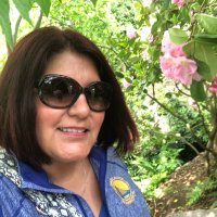 diana finn (@staffingshooz) Twitter profile photo