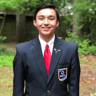 Hey it’s Andre Ramsey, your Washington DECA Area 11 President & VP of Leadership! Questions? Email me! 👇🏼Area11President@Wadeca.org