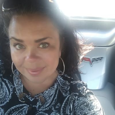artbratt's profile picture. HS art teacher in SWFL  Georgia Grown Loving Florida life!!!