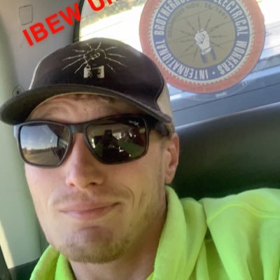 IBEW linehand! YeeYee turtle man! Music connoisseur! Deadhead! Amateur angler! Ripn Lips every chance I get! love to swim or party in my free time! YeeYee!