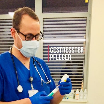 GestressterP's profile picture. Seit 15 Jahren auf Intensivstationen unterwegs, trotzdem immer noch mit Leidenschaft dabei. Furchtbar gestresst von der vielen Arbeit. 
Sarkasmus garantiert.