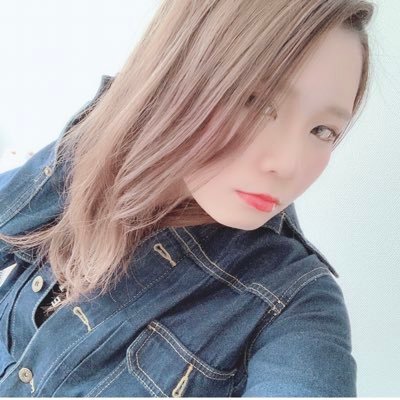chantaropp's profile picture. Osaka🐙 と Sapporo⛄️ の純日ハーフ. 透明人間 1996 . 人生の点数が30点じゃおもんないから 日々大冒険