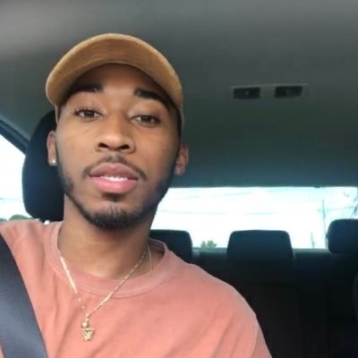 _QBrooks's profile picture. Q. IG: @KoolasQ . Life still G🏀🏀D. 🦆🦆🦆 #MOONZ