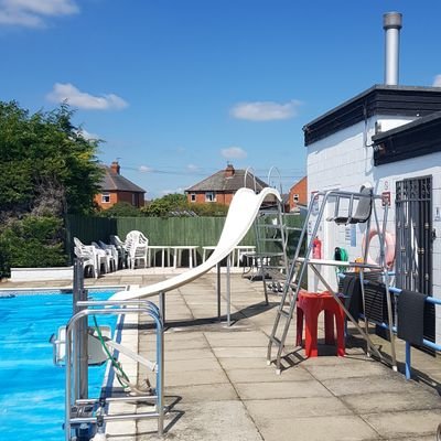 Outdoor Heated pool open May to September in the village of Metheringham