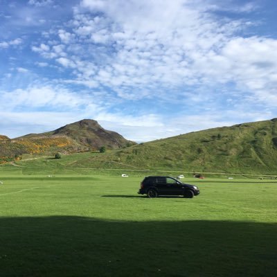 Local residents’ campaign to end motorised through-traffic on private Holyrood Park roads, which are under the mgmt of @histenvscot. Member of @best_edinburgh