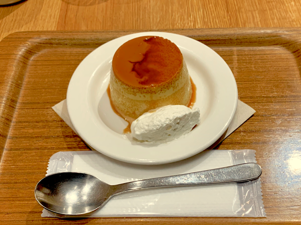 Ace🏳️‍🌈　🏳️‍⚧️？　パフェは縦食べ派