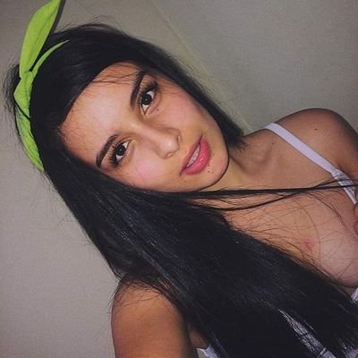 Una mujer enamorada de la mujer.