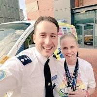 🐝tracey snelling 🐝 (@traceyk9) 's Twitter Profile