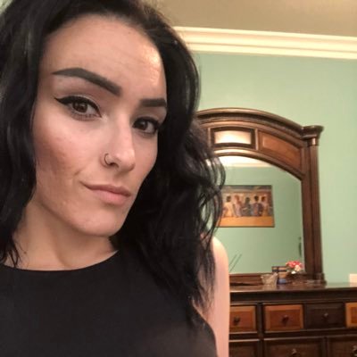 _uropyia's profile picture. 28 | CA