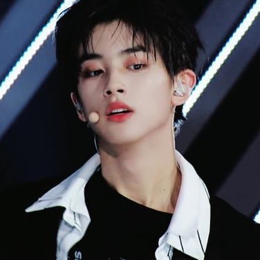 blues | wooseong au | 딩캣さんのプロフィール画像