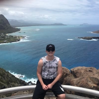 dylancarls_'s profile picture. mr. by himself he so impressed