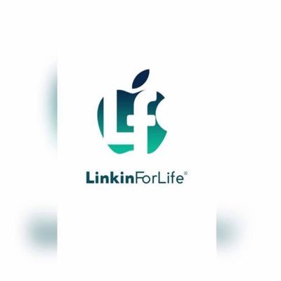 || MacBooks, iphones & Accessories || Rt is not an Endorsement|| 📞+233541427156|| Location : Circle Mall, Tip-Toe Lane|| https://t.co/oZ9OIoLUxv || #LinkinForLife🔌