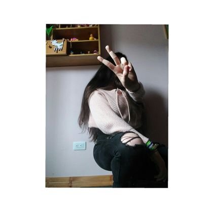 Ante todo la firmeza☄.
Instagram: pnathalia_1109