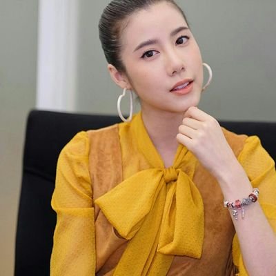 esthersupree94's profile picture. Esther Supreeleela | 94 Line | #RakyatPompom