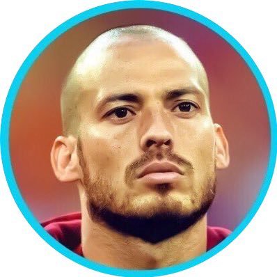 “David Silva could find space in a single bed with Gemma Collins. The man’s unreal” | Fan Account | @NoContextCiteh