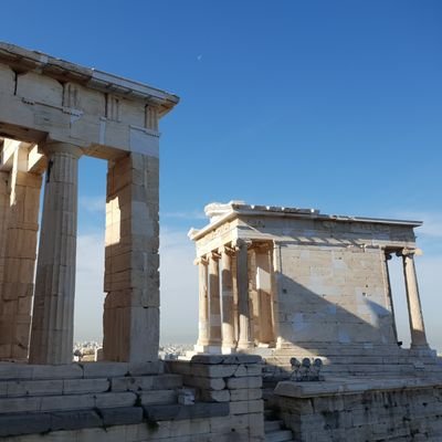 dubaijim's profile picture. Spurs loving Waffler on anything