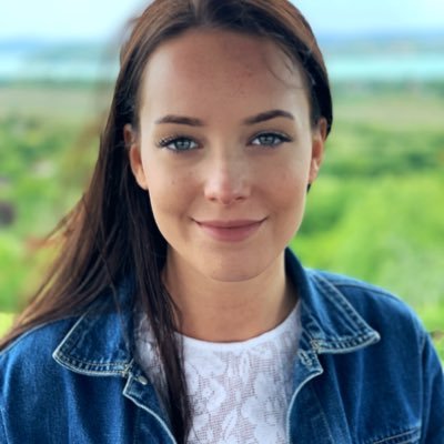 BiroEliza's profile picture. Sales Strategist | #Blogger ✍️| Believes in continuous development & learning than knowing it all.