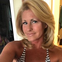 Bobbie Dixon - @BobbieD78165969 Twitter Profile Photo