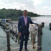 Gary James Bennett (@teamlaurenlou) 's Twitter Profile Photo Gary James Bennett (@teamlaurenlou) 's Twitter Profile Photo
