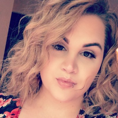 Makeup artist 👩🏼‍🎨💄