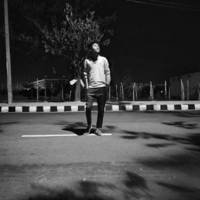 vivekarpe's profile picture. 