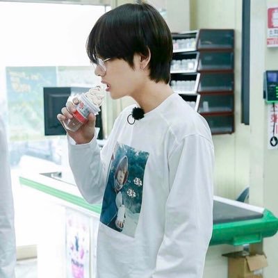 army／04line／テテペン、クオズよりallペン／仲良くしてください♡／DM大歓迎／同ペン、他ペン大歓迎です／色々教えてくれると嬉しいです／追加公演落選したよて( .. )／尊敬▷▶︎▷▶︎@Liyon_SUGA___ 安定 @BTS_twt @SUGAgustD309