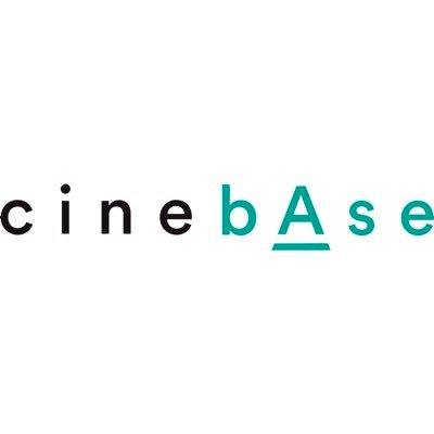 Cine bAse és un programa desenvolupat per l'ESCAC per a implantar la Narrativa Audiovisual a l'Educació.