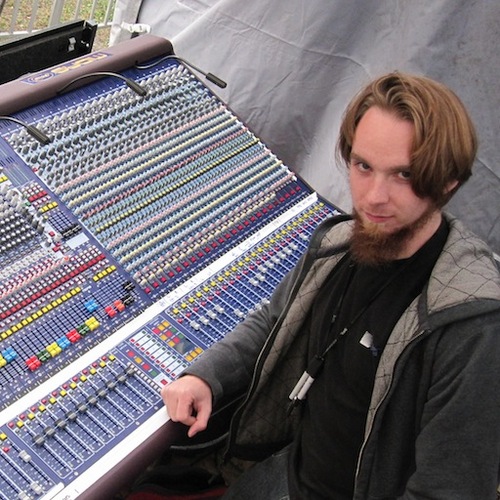 Live Touring Sound Engineer
