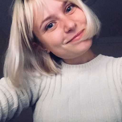 camillevichard's profile picture. Kiwis.