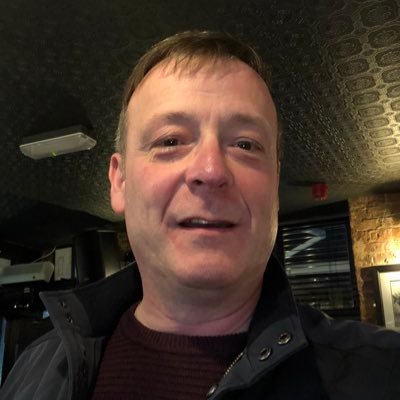 sharlstonowl's profile picture. 🧡 F1, especially the late great Ayrton Senna 🇧🇷 #McLaren, Lando & Oscar, SWFC. Also known to have the odd glass of real ale, whisky and caipirinhas