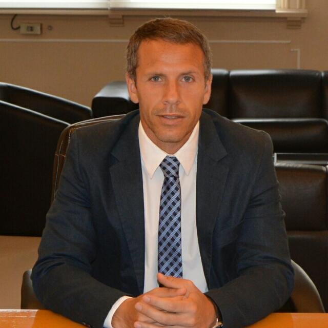 LicJuanBorda's profile picture. Gerente de Asuntos Corporativos, Filiales Argentinas y Chile