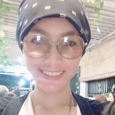 She_nie131's profile picture. Simple