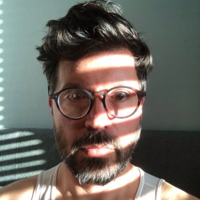 xaviergrant's profile picture. Digital flaneur