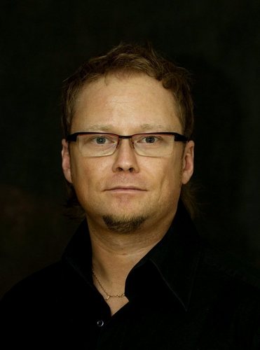 Freestate_'s profile picture. Entrepreneur, musician, extreme sports fan